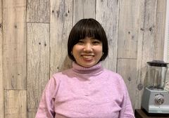 戸高　真由子