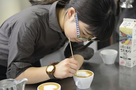 0011_NLT6463.jpg